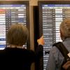 ¿Vas a volar y tu DNI es permanente?: qué es y lo que debes hacer para evitar que te nieguen embarcar en el avión